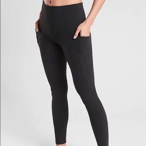 Black lululemon side pocket leggings